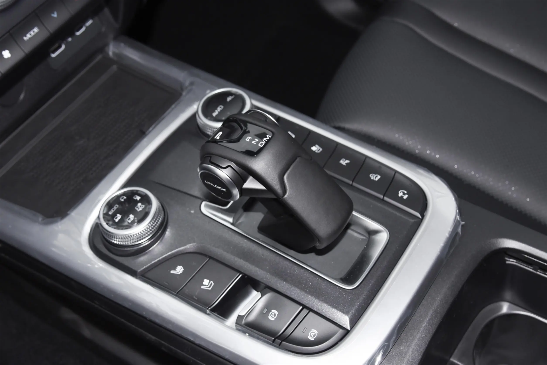 坦克300 2024款 2.0T 穿越者