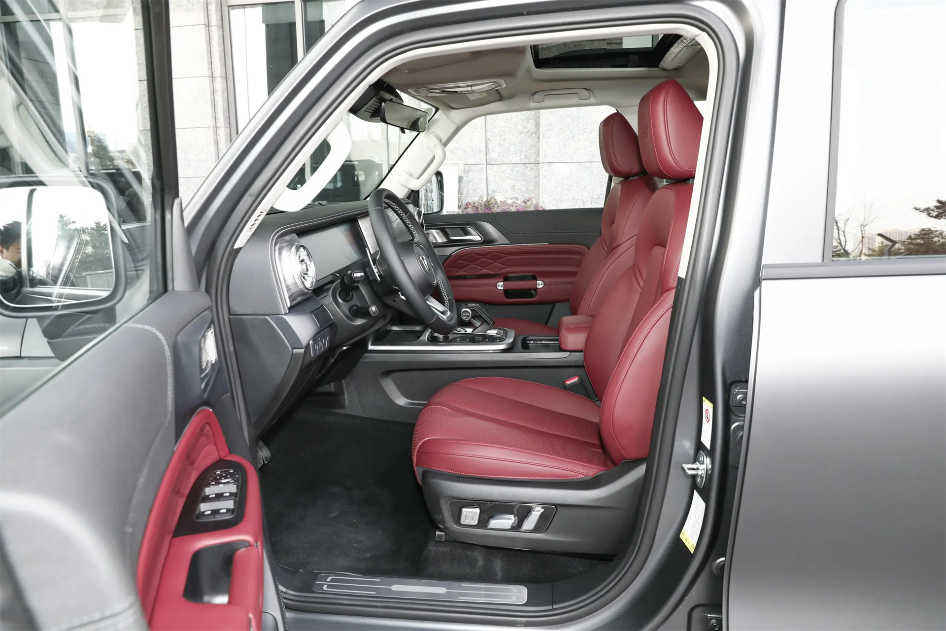 坦克330 2024款 330 3.0T V6