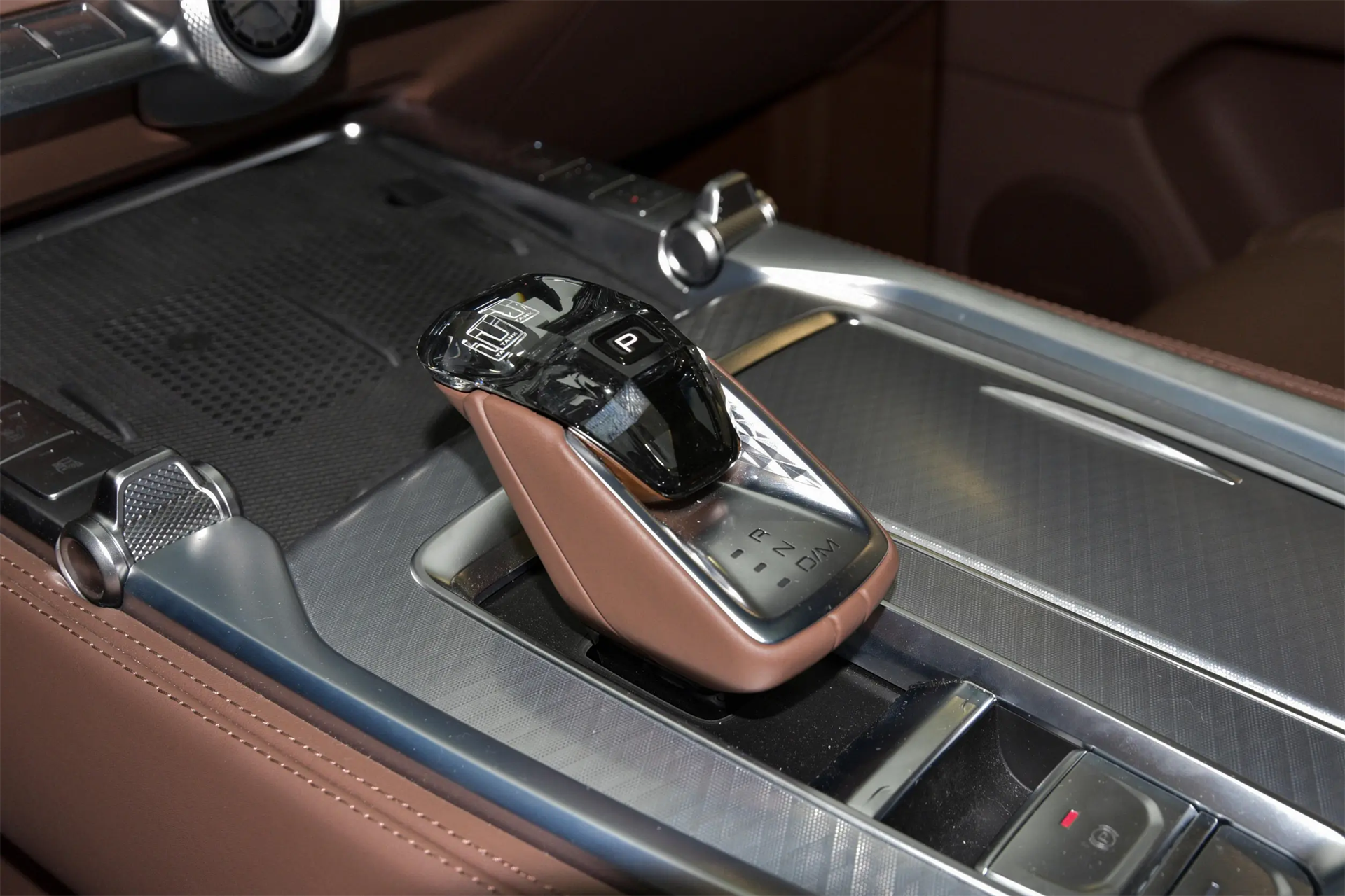 坦克700 Hi4-T 2024款 极境版